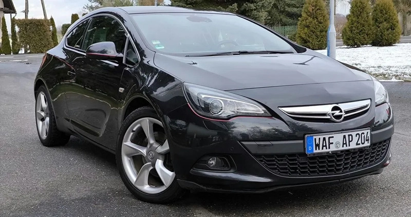 Opel Astra cena 33900 przebieg: 162175, rok produkcji 2012 z Chojnów małe 121